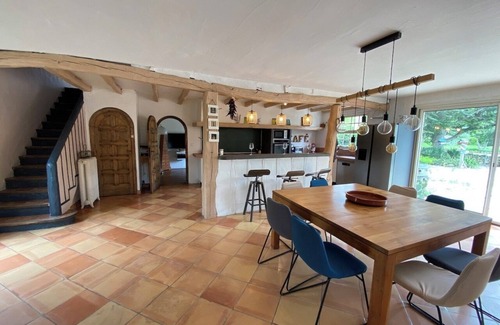 Fronsac House | Maison de famille jusqu'à 14 personnes, avec piscine et jeux