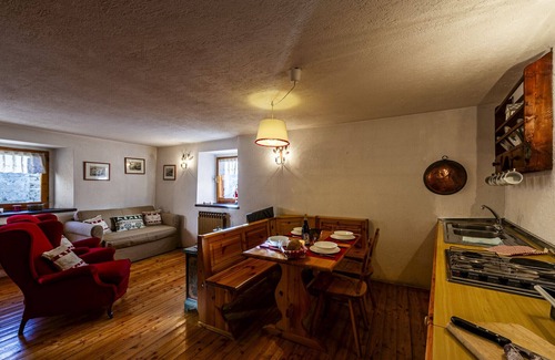 Villair Apartment | Maison De L'Oncle Wifi & Parking