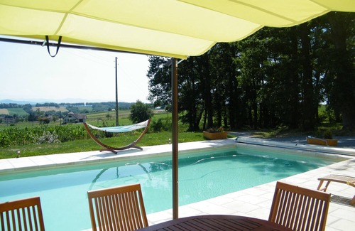 Ogenne-Camptort House | Maison De La Residence Celeste
