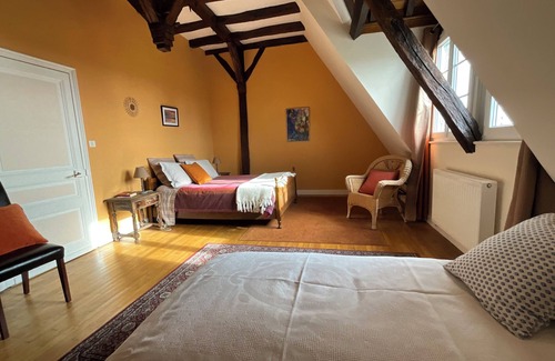 Genis Bed & Breakfast | Maison de la Source
