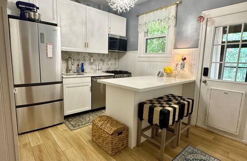 Germantown House | Maison de Lis - Fenced in Backyard