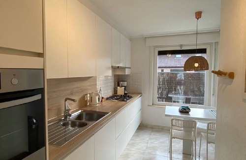 Sint-Michiels House | Maison de Marcel - Big family house with 4 free parking spaces near city center