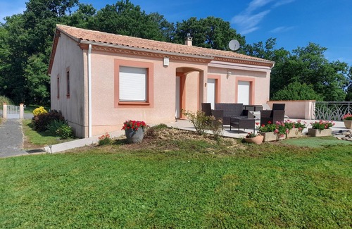 Cancon House | Maison de Plain Pied à la Campagne Entre Bergerac et Villeneuve SUR LOT