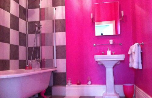 Heuchin Bed & Breakfast | Maison De Plumes