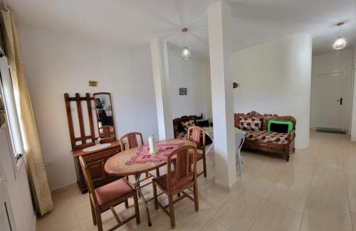 Hammam Al Agzaz Apartment | Maison de vacance climatisée bien équipée