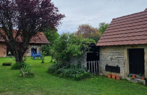 Montret House | Maison de Vacances à la Ferme en Bourgogne 4/6 Personnes