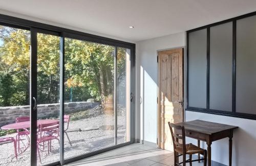 Arsac-en-Velay House | Maison de vacances rénovée, entre nature et ville, proche du Puy-en-Velay - FR-1-582-321