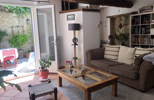 La Motte-dʼAigues House | Maison de Village Provençale
