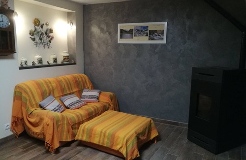 Escouloubre-les-bains House | Maison de Village 6 Personnes