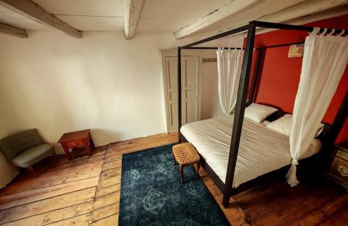Beauvezer House | Maison de village de caractère, 10 pers