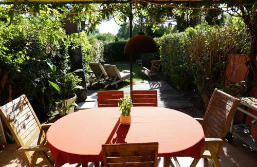 La Mole House | Maison de village