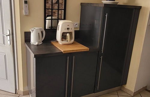 Pierrelatte House | Maison de Ville 130 M2 Avec Terrasse de 70 M2, Parking 3 Chambres + TV