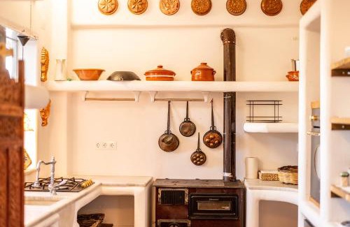 Limni Vouliagmenis House | Maison De Yaya at Heraion Lagoon