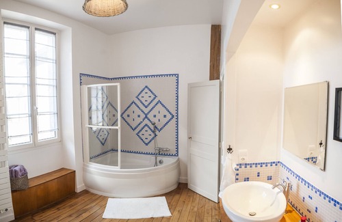 Chablis House | Maison des 7 Lieux