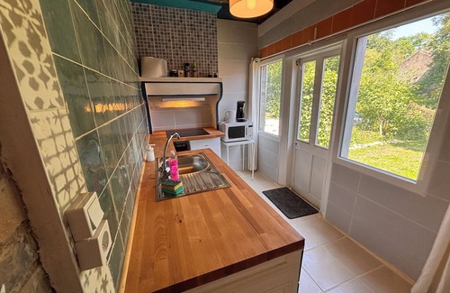 Villeblevin House | Maison des Artistes, Where Peace, Space, and Inspiration Meet