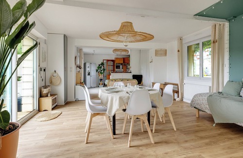 Marquette-lez-Lille House | Maison des Ecuries - Welkeys