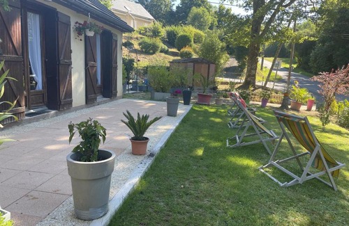 Marcillac-la-Croisille House | Maison Du Lac