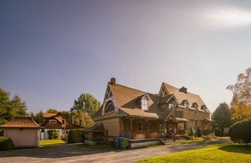 Pointe-au-Pic House | Maison Du Havre (Petit Duplex)
