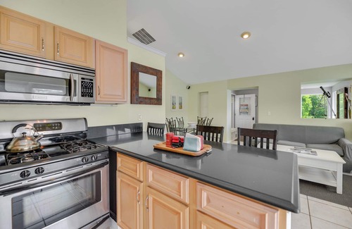 Branchport House | Maison Du Lac: Great Level Lakefront on Keuka Lake!