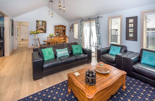 Christchurch House | Maison du Soleil, warmth in Chistchurch