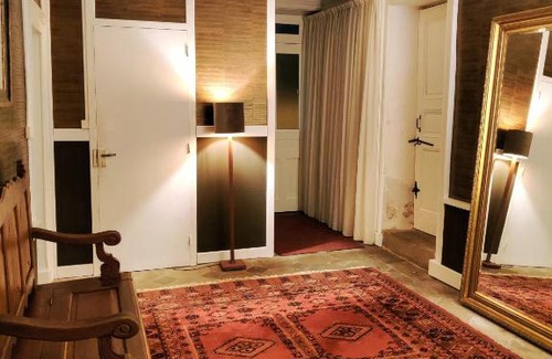 Melay Bed & Breakfast | Maison Egalité