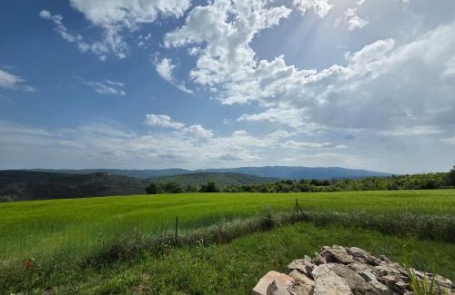 Sainte-Croix-a-Lauze House | Maison en Luberon