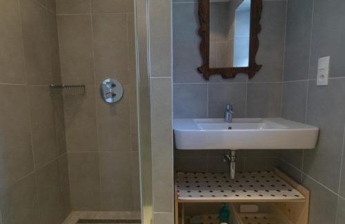 Le Palais House | Maison en pierres au calme avec jardin proche plages et sentier côtier - FR-1-418-88