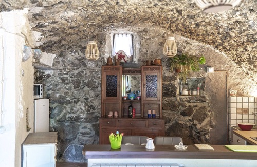Capo di Ponte House | Maison Enchantée