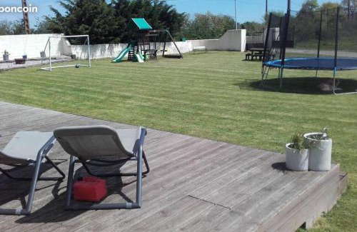 Gesnes-le-Gandelin House | Maison Ensoleillee -