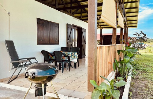 Montsinery-Tonnegrande Villa | Maison Entière