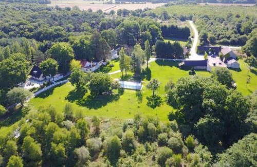 Gien House | Maison etang