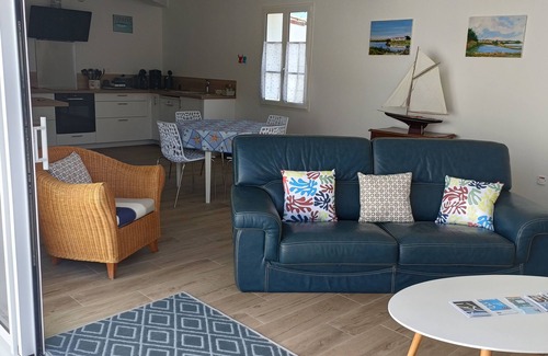 Le Bois-Plage-en-Re House | Maison Familiale 4 Personnes au Bois Plage