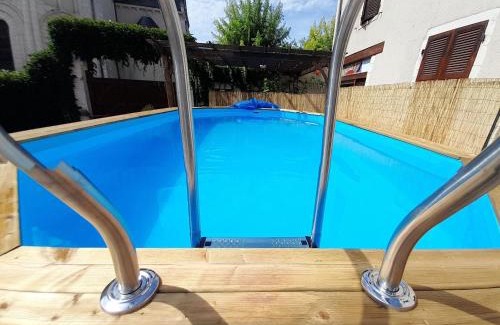 Saint-Gaultier House | Maison familiale avec piscine privée à Saint-Gaultier - FR-1-591-752