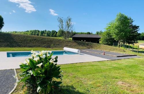 Biaudos House | Maison familiale au vert avec piscine et pétanque