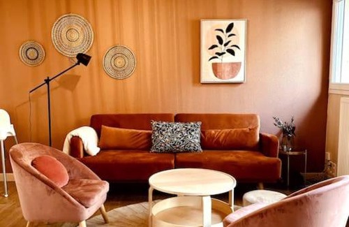 Besancon Villa | Maison Flore