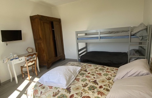 Saint-Quentin-de-Caplong House | Maison Traditionnelle en Campagne
