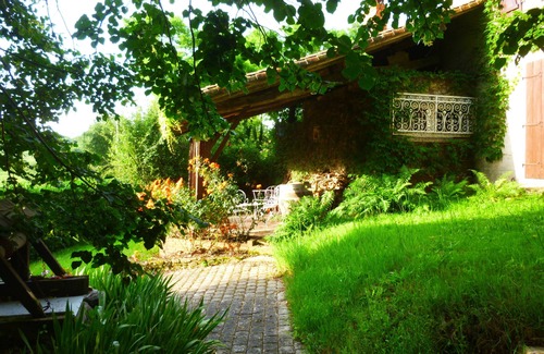 Genouillac House | Maison de Campagne du 19ème Siècle