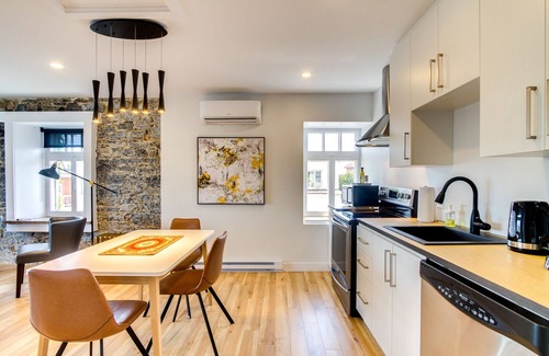 Quartier 5-4 Apartment | Maison Grenier - Le Loft