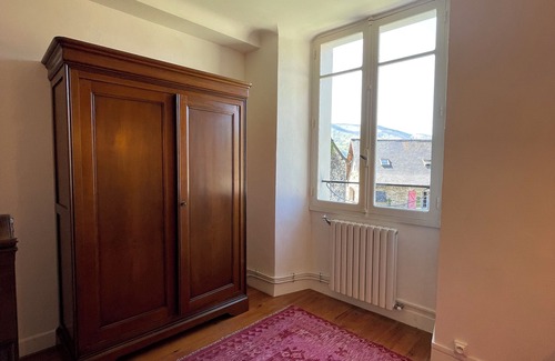 Accous House | Maison Hirondelle - a charming village home with a peaceful garden