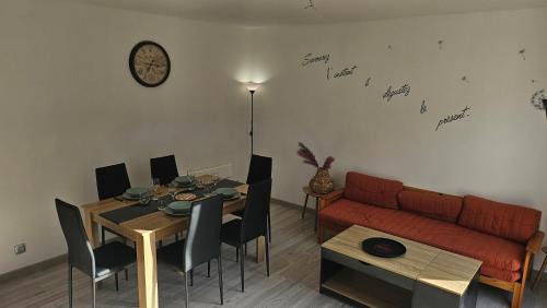 Le Cheylard House | Maison hortensia