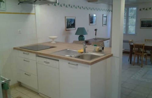 Pissotte Villa | Maison Indépendante Dans Village Viticole