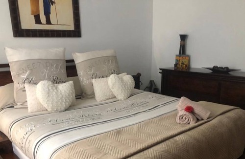 Sevran Ski Chalet | Maison Indépendante Dans Un Très Grand Jardin