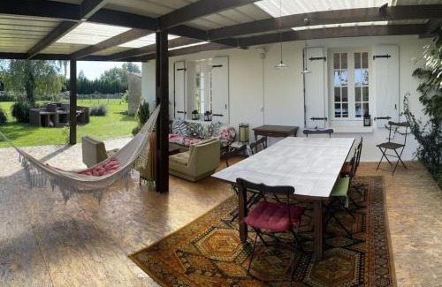 Thenezay House | Maison indépendante sur grand terrain clos