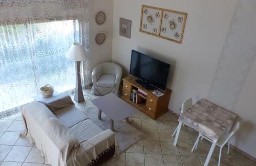 Villeneuve-les-Avignon House | Maison indépendante climatisée dans quartier calme
