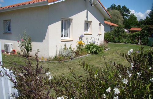 Parentis-en-Born House | Maison individuelle avec terrasse et jardin
