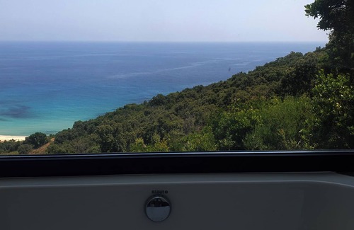 Tarcu House | Maison Individuelle , 2 à 6 Personnes à 30m de la Plage