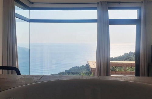 Tarcu House | Maison Individuelle , 2 à 6 Personnes à 30m de la Plage