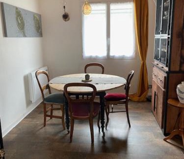 Monthion House | Maison individuelle avec piscine entourée de montagnes