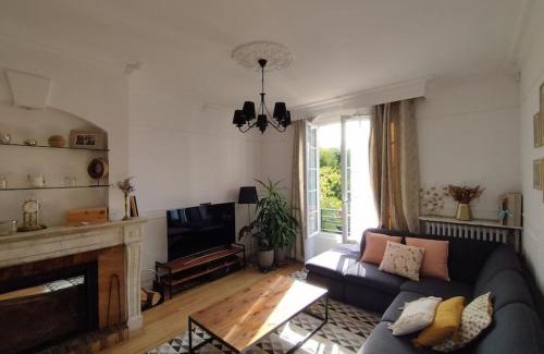 Lagny-sur-Marne Villa | Maison Jardin Jacuzzi proche Disney