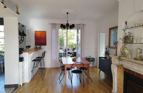 Lagny-sur-Marne Villa | Maison Jardin Jacuzzi proche Disney